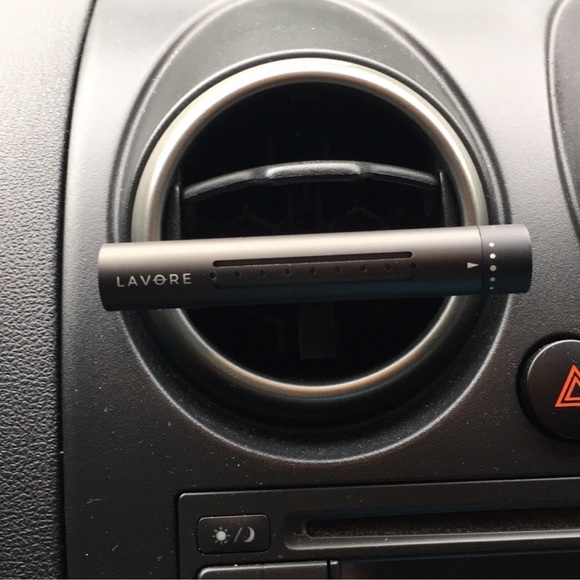 Essential oil roller bottles and vent clip - Picture 10 of 10